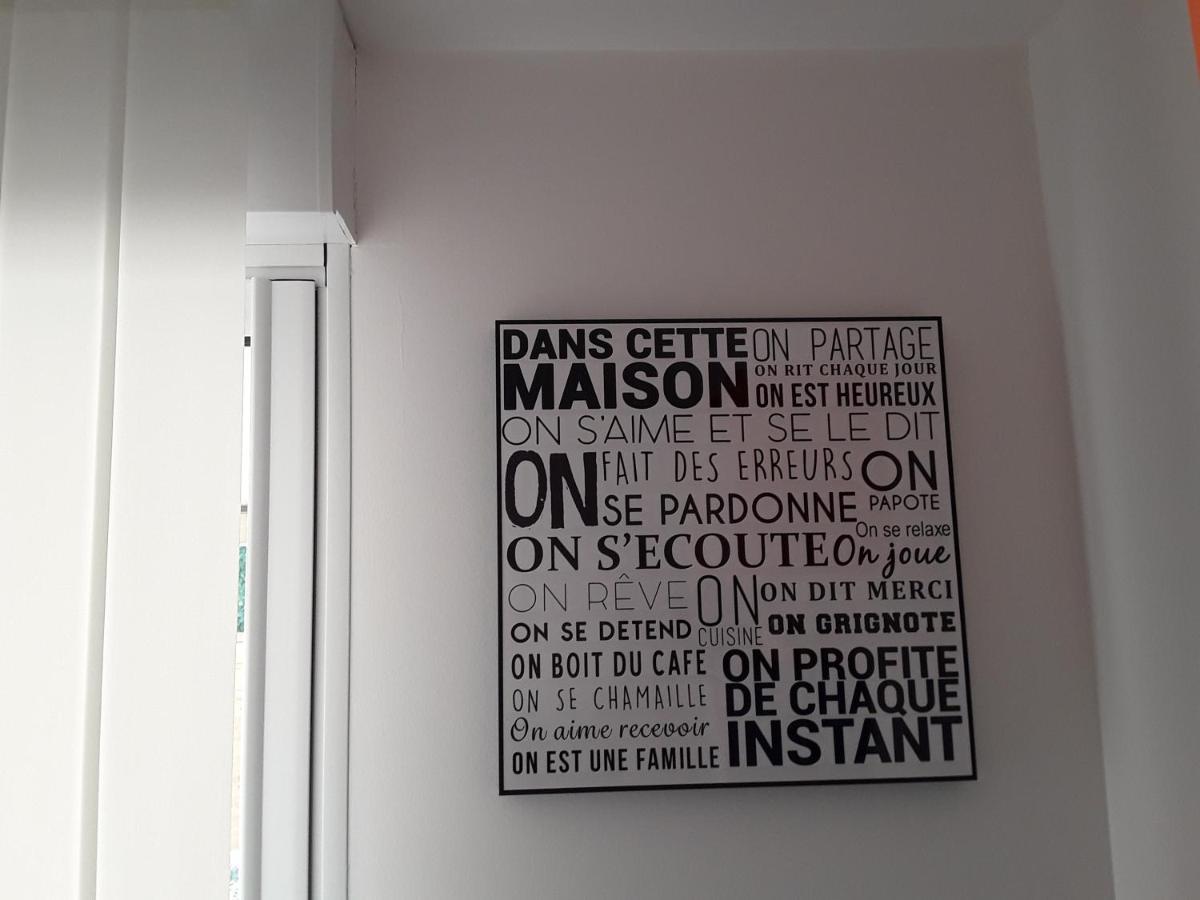 Yofanto Apartment Sénas Екстериор снимка